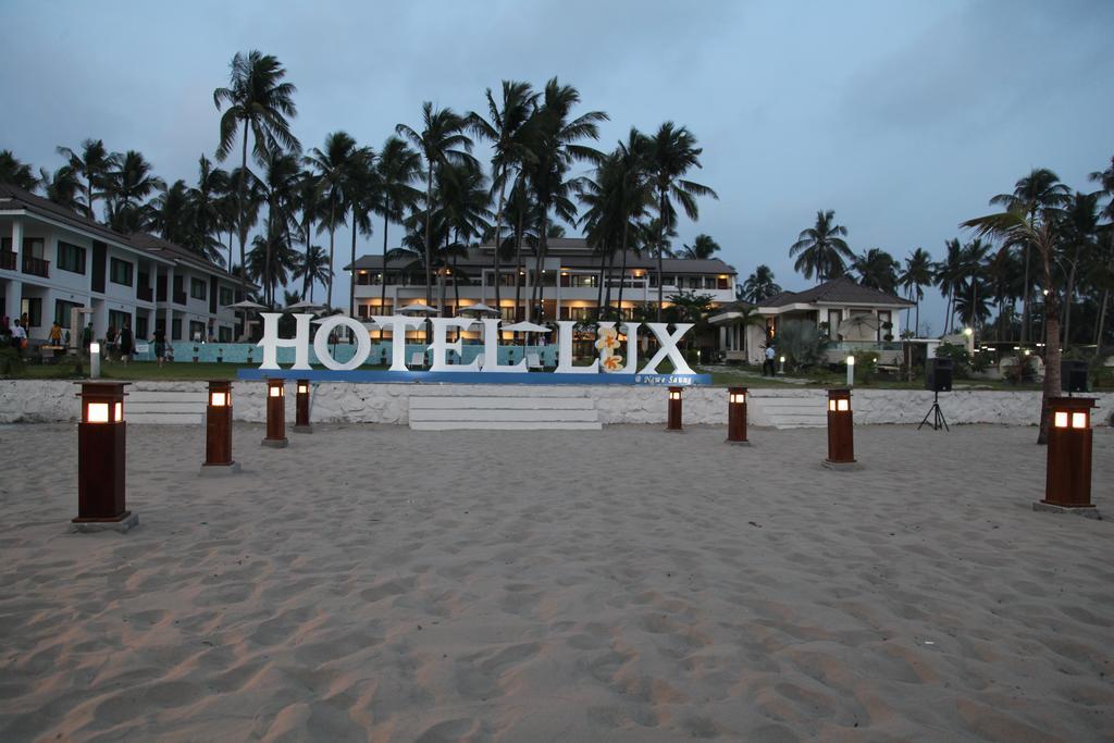 נסאונג Hotel Lux מראה חיצוני תמונה